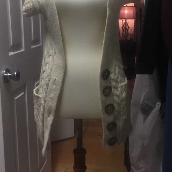 Cute Button Sweater - Picture 2 of 4